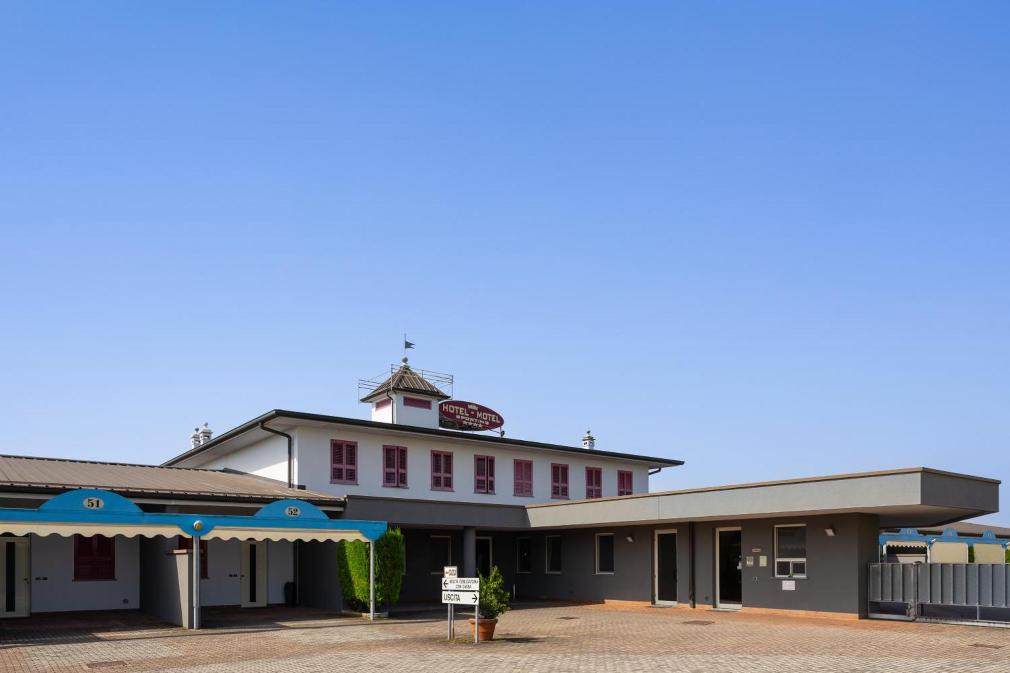 Hotel Motel Sporting Montodine Экстерьер фото